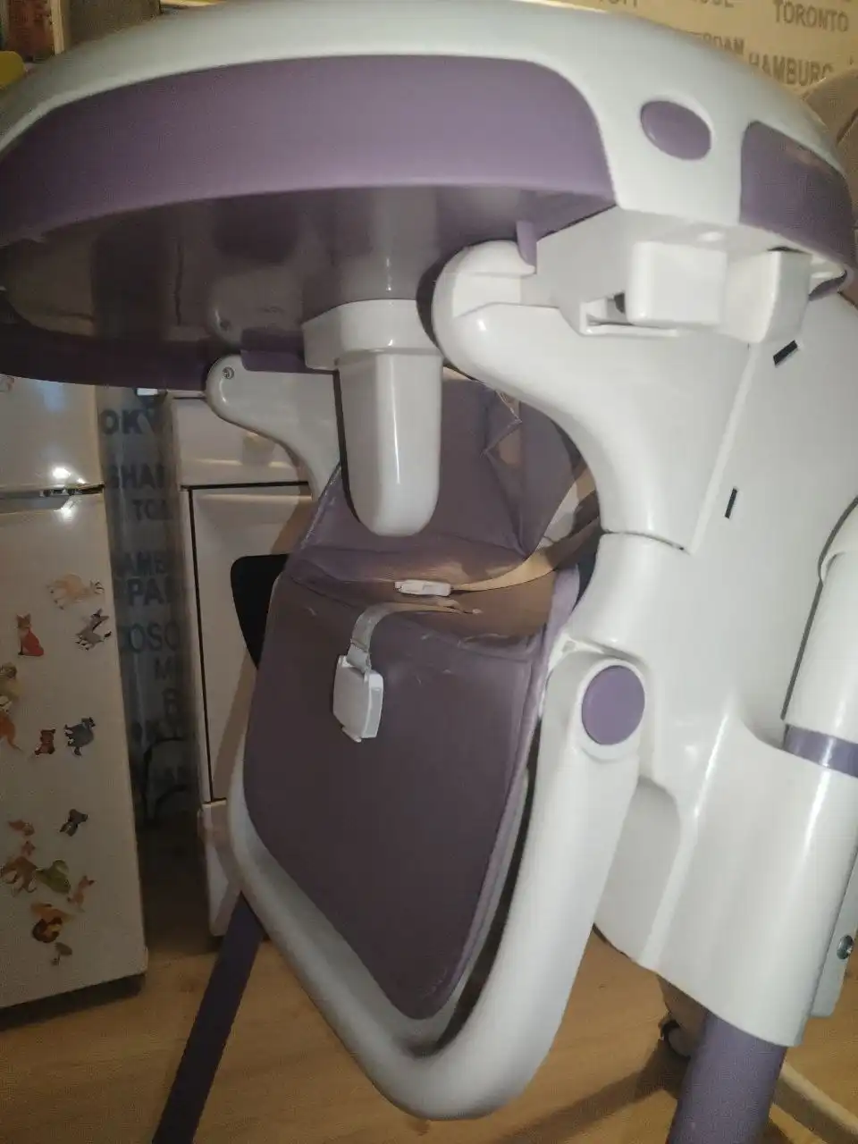 Стул для кормления ребенка с регулировками