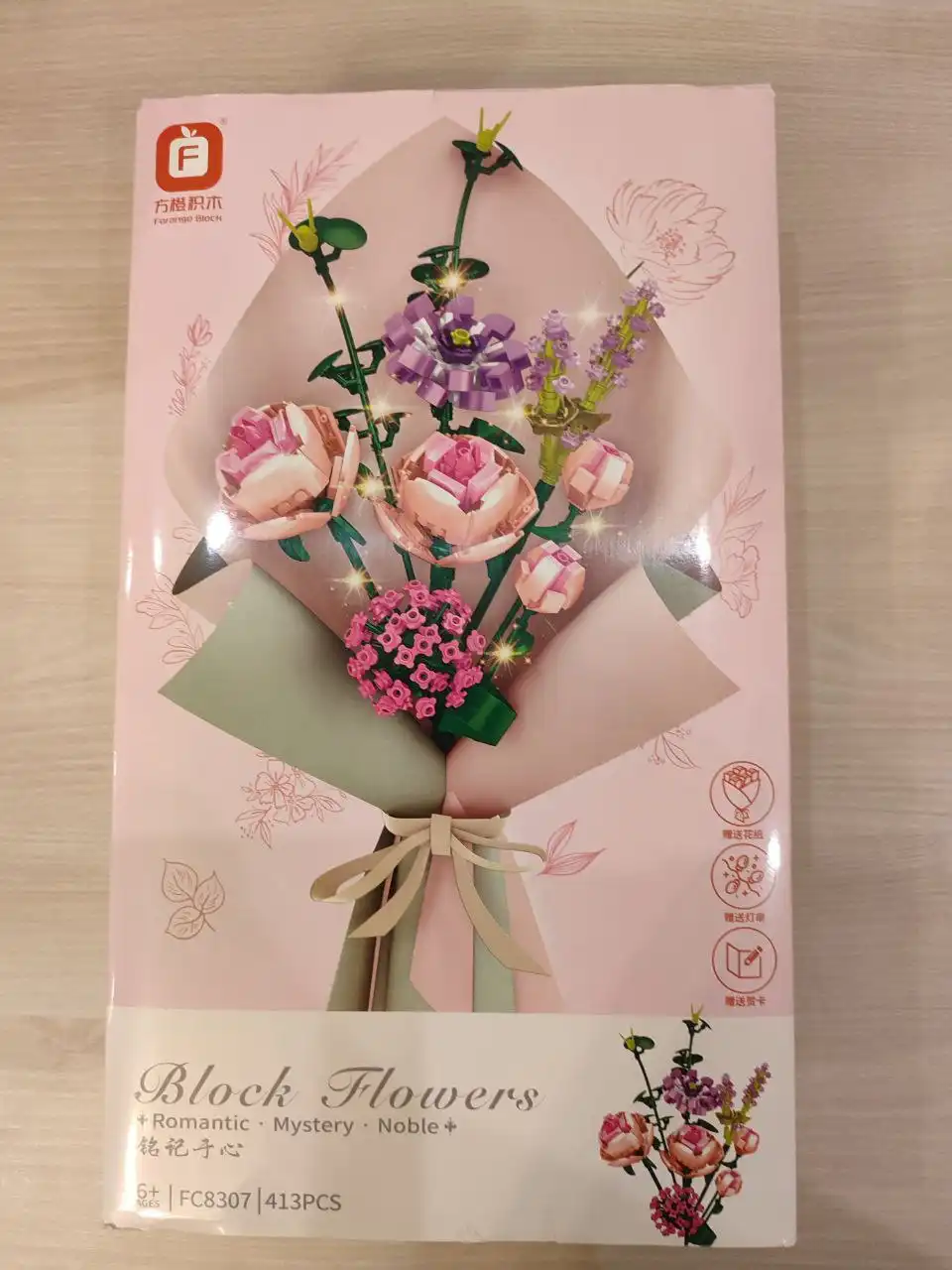 Продам конструктор букет роз с подсветкой