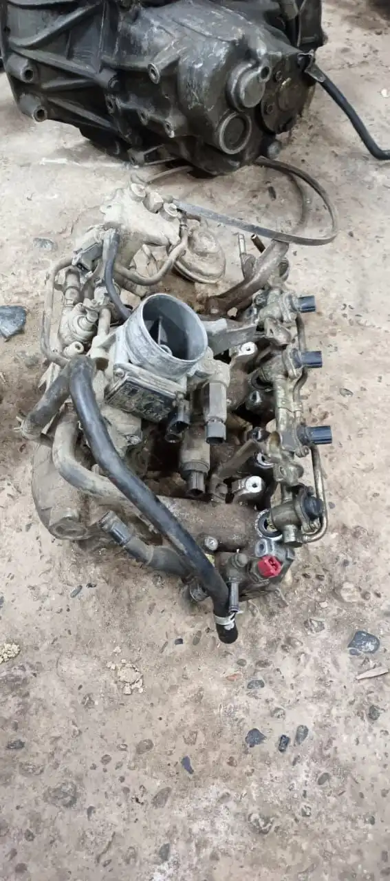 Продажа запчастей на Nissan 1994 года