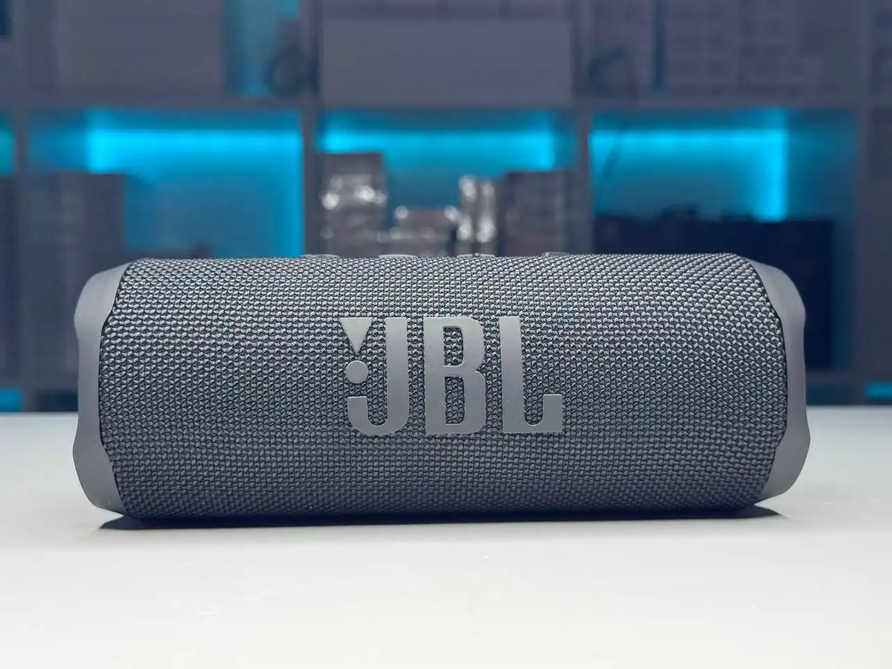 Продам колонку JBL Flip 6
