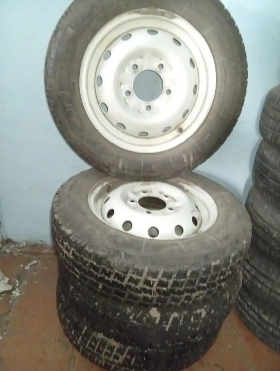 Продам колёса на Ниву в хорошем состоянии