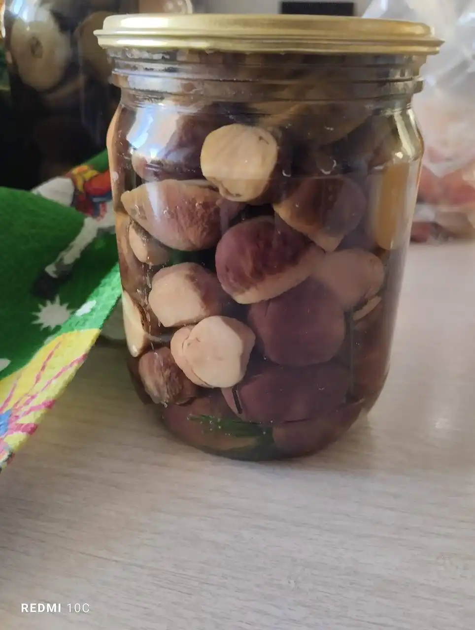 Гриб белый маринованный к новогоднему столу