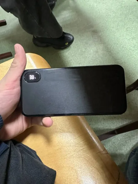 Продам повербанк с потертостями - частное объявление в Томск