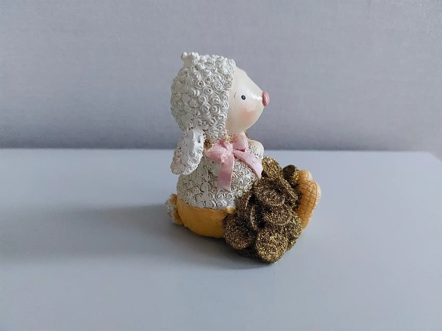 Продам пару милых богатых овечек