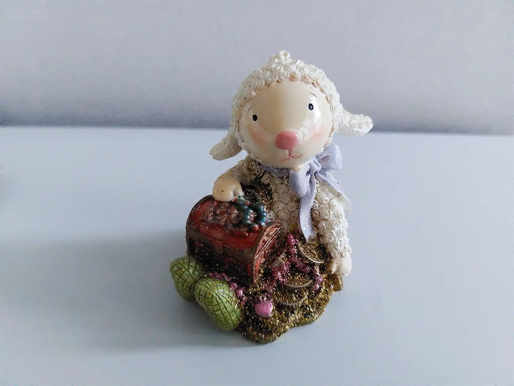 Продам пару милых богатых овечек