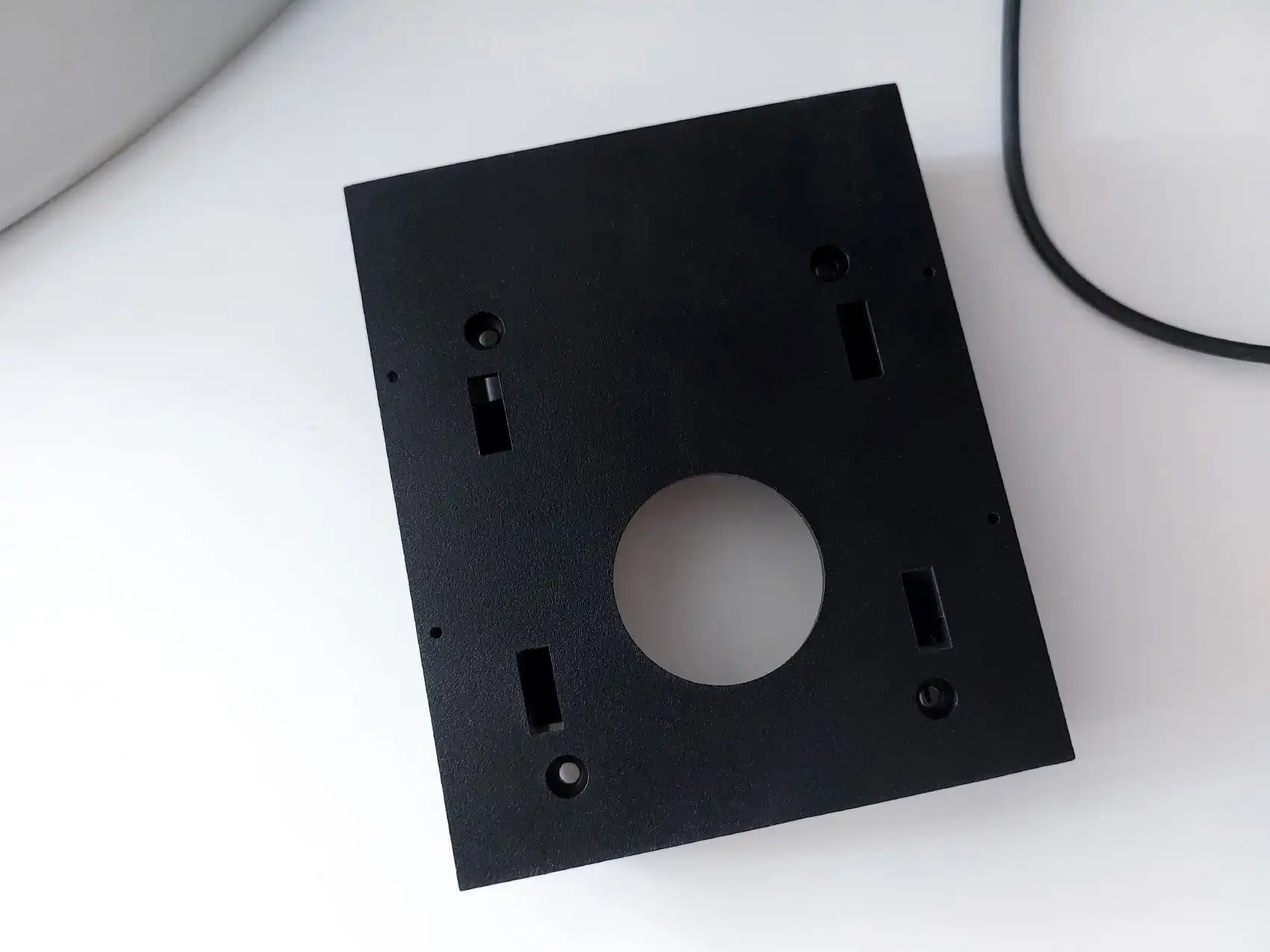 Продам салазки переходник DEXP AT-DH05 для жестких дисков