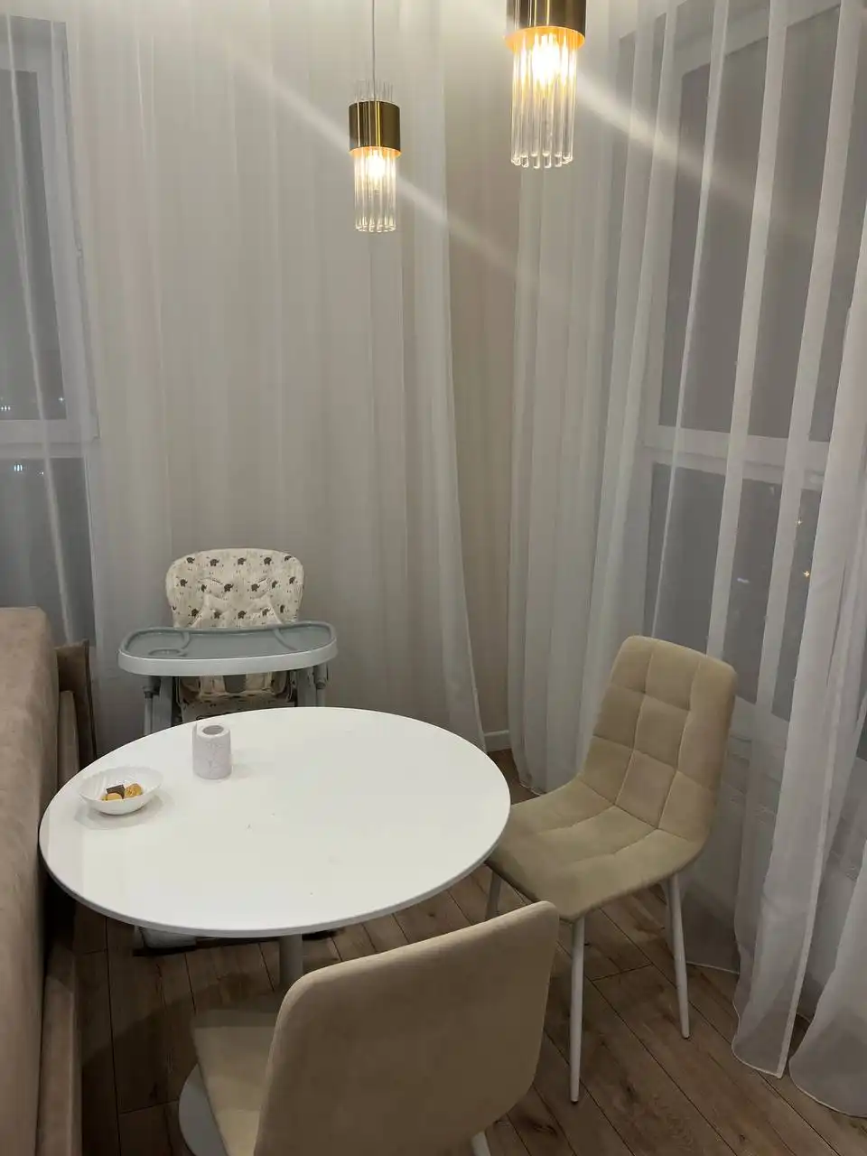 Стол и стулья для дома - Мебель (Барахолка) в Томск