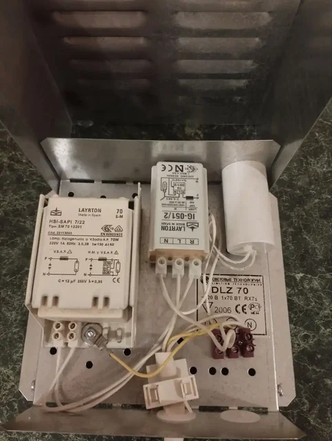 Продам в наличии 7 шт - Ковры в Томск