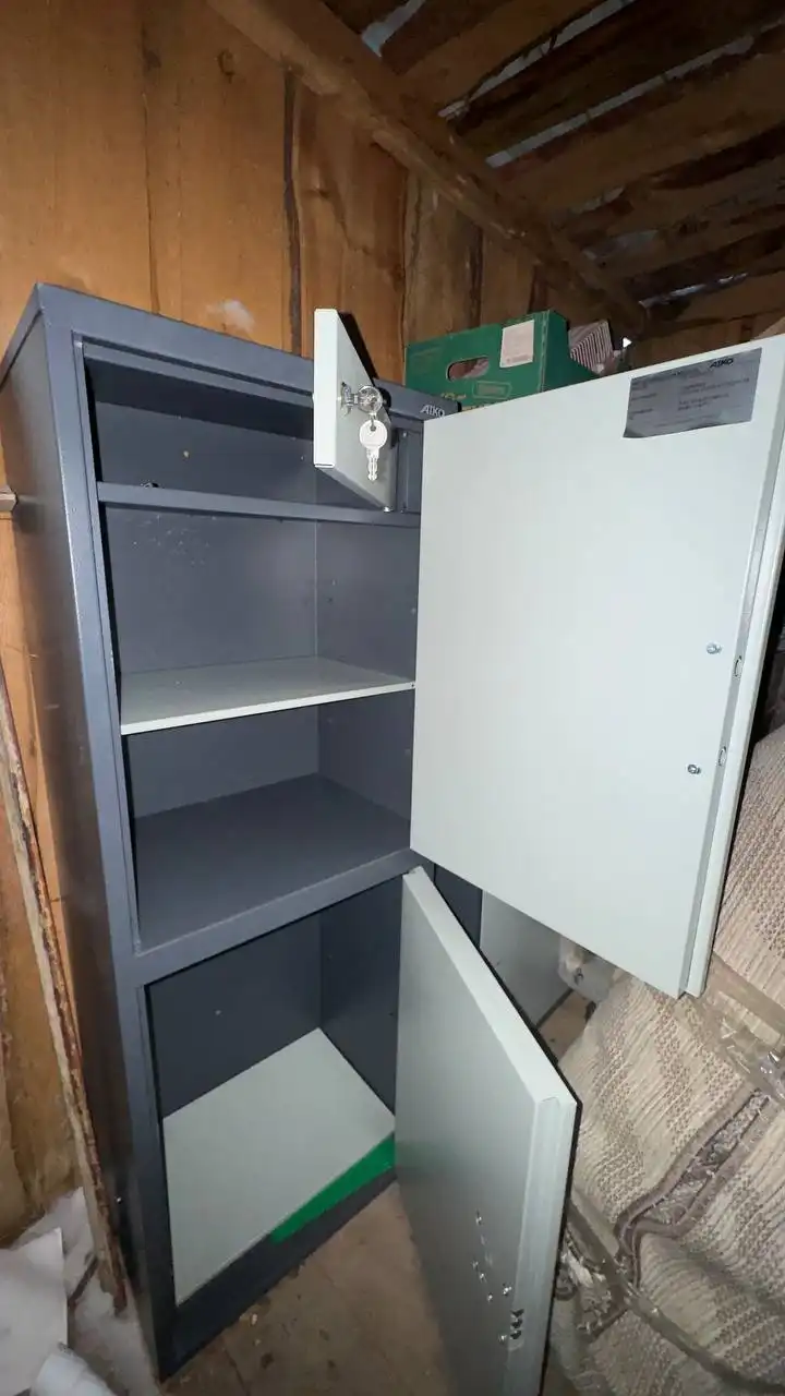 Продам шкаф-сейф ПРАКТИК SL-150T-EL/2 для офиса - Барахолка в Томск