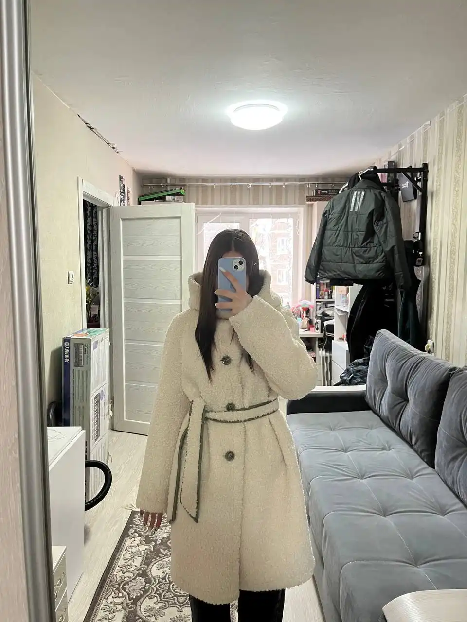 Продам двухстороннюю дубленку размер 48 - Верхняя одежда (Одежда) в Томск