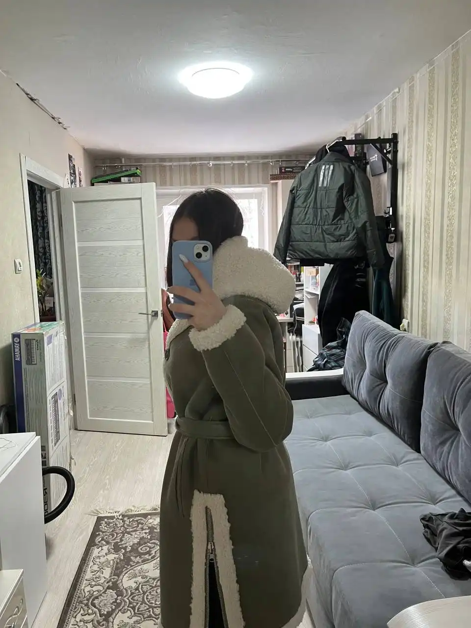 Продам двухстороннюю дубленку размер 48 - Верхняя одежда (Одежда) в Томск