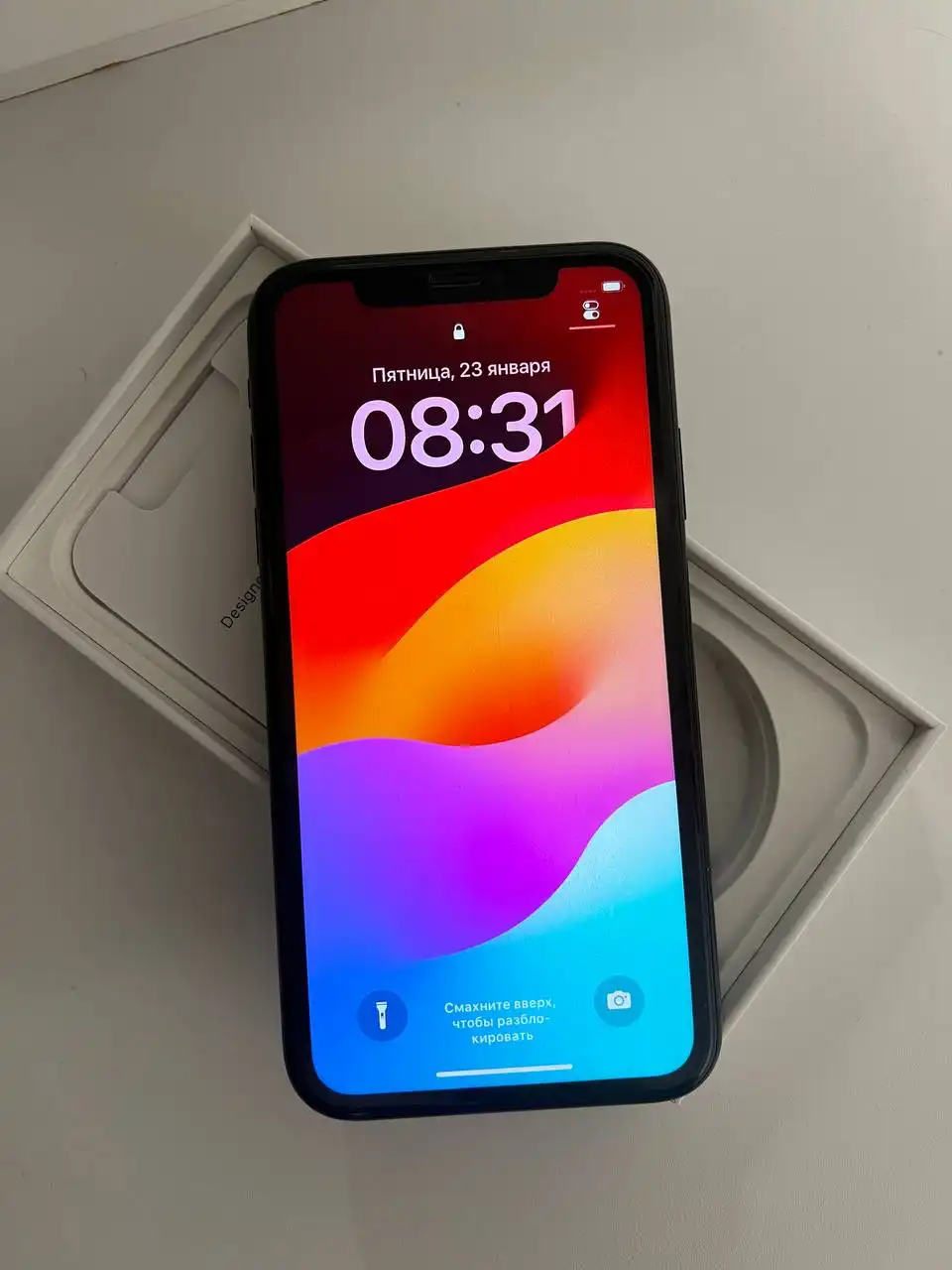 IPhone XR 64гб с мелкими коцками, аккумулятор 74% - Смартфоны (Электроника) в Томск
