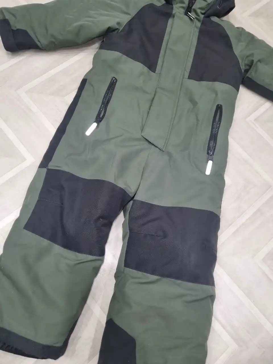 Продам комбинезон Рр 104 зимний - Одежда (Товары для детей) в Томск