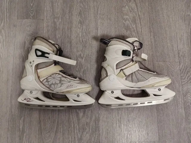 Продажа коньков 40 размера с бонусом - Спортивный инвентарь в Томск