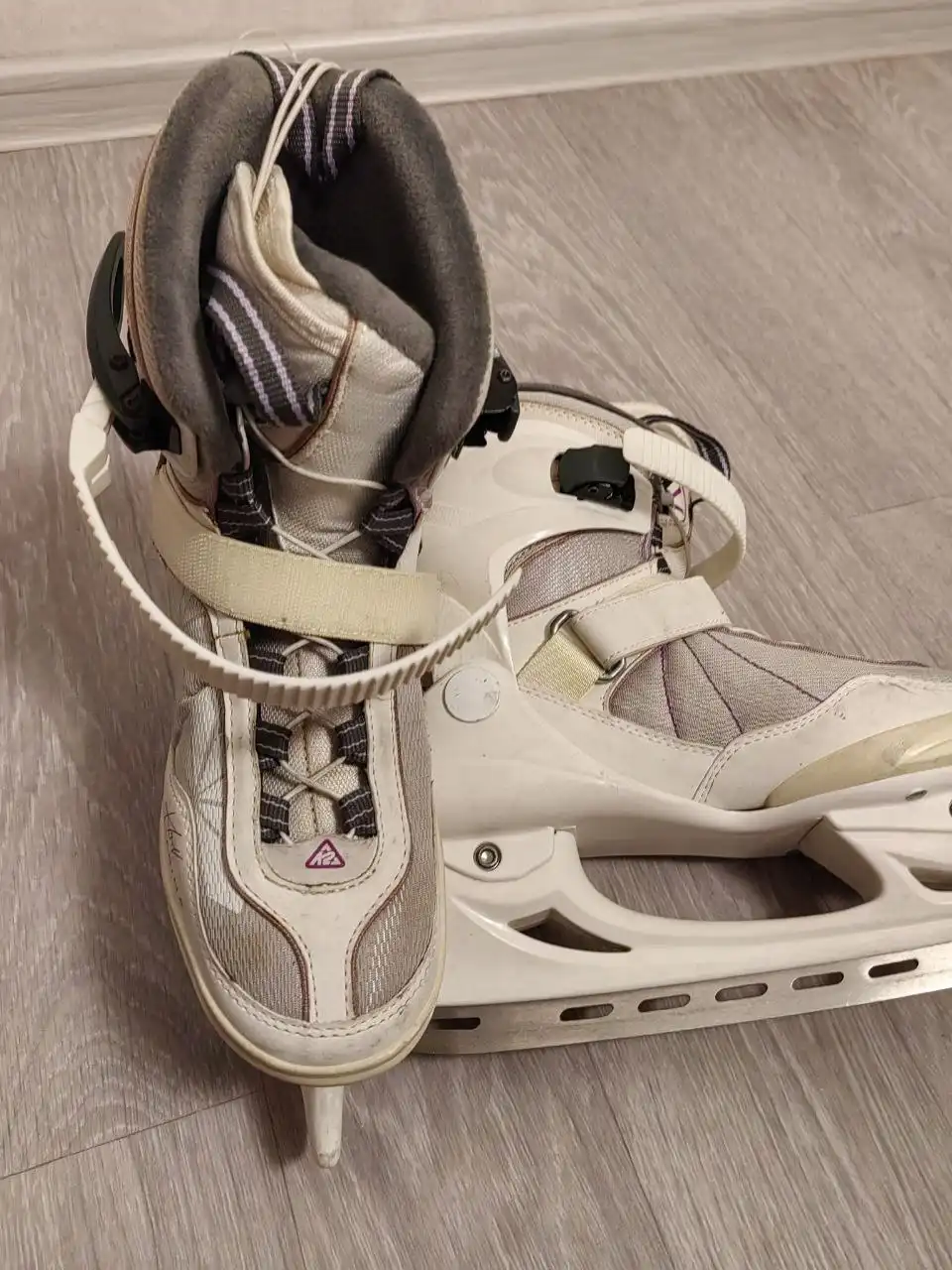 Продажа коньков 40 размера с бонусом - Спортивный инвентарь (Барахолка) в Томск