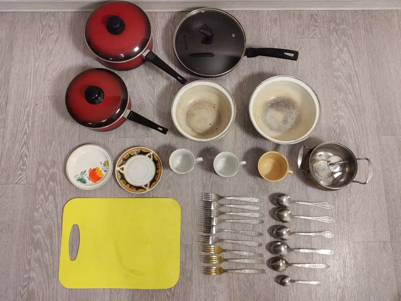 Отдам всё за 200 рублей - Барахолка в Томск