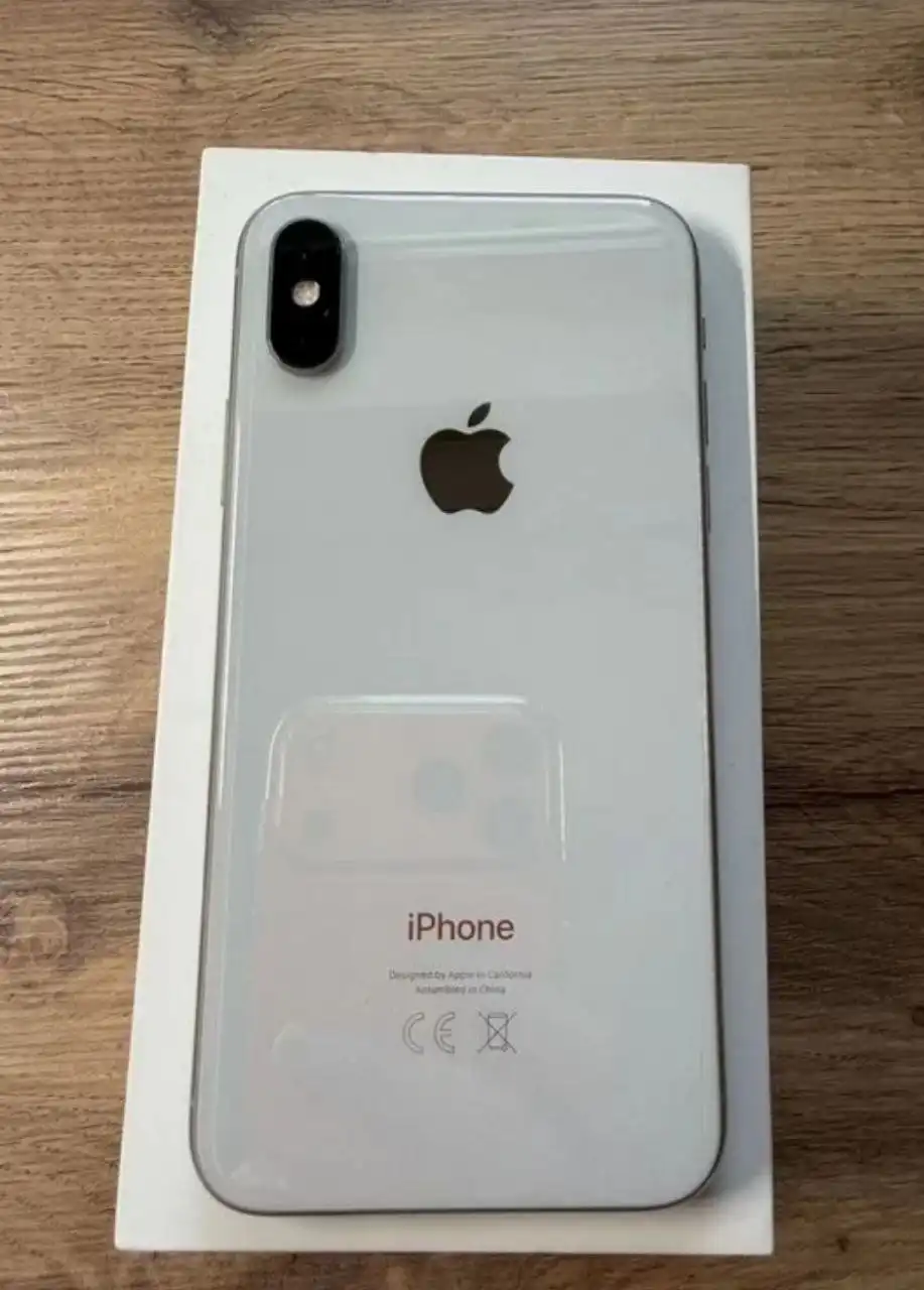Продам iPhone XS в идеальном состоянии - Смартфоны (Электроника) в Новониколаевка