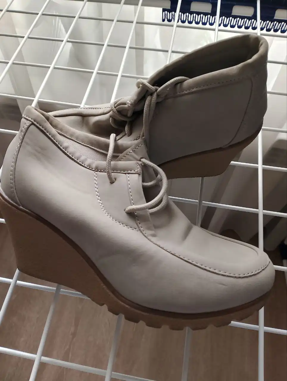 Продам туфли и босоножки - Обувь (Одежда) в Томск