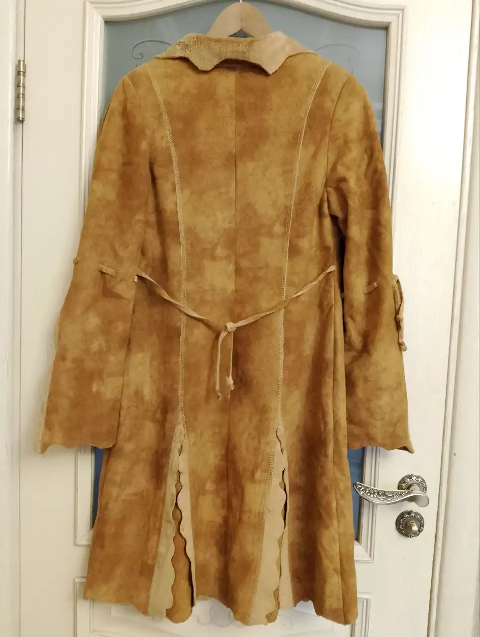 Продам пальто и куртки на осень/весну - Верхняя одежда (Одежда) в Томск