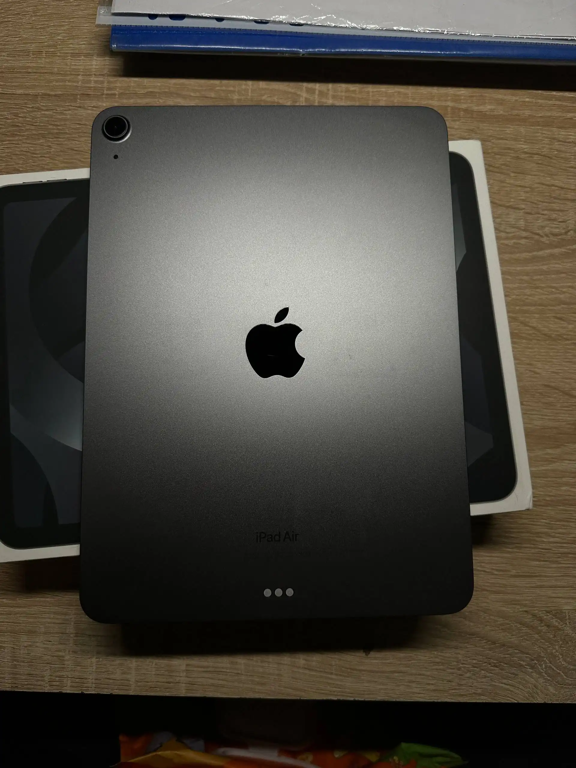 Продам iPad Air 5 64GB в отличном состоянии - Планшеты (Электроника) в Томск