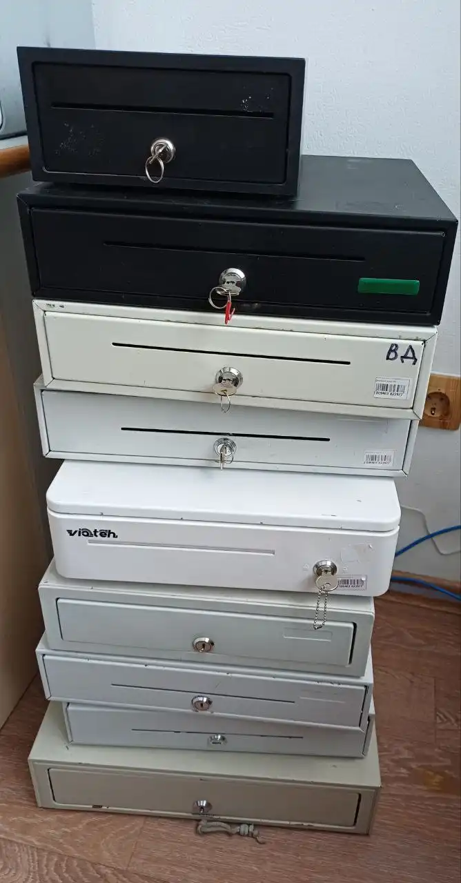 Продам денежный ящик - Барахолка в Томск