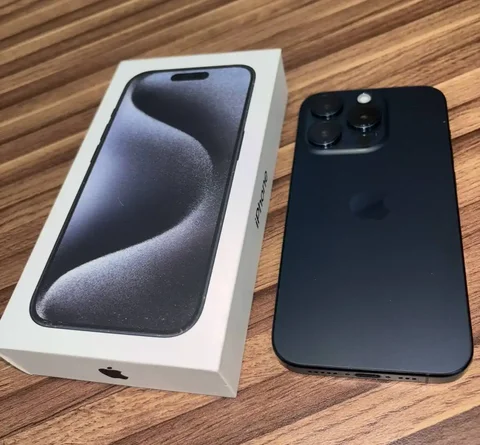 Продам iPhone 15 Pro 128 ГБ - Смартфоны в Томск