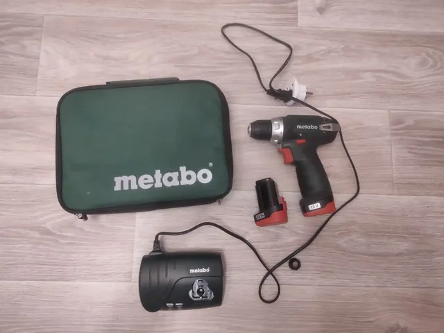 Продам шуруповерт Metabo 12V с аксессуарами - частное объявление в Северск