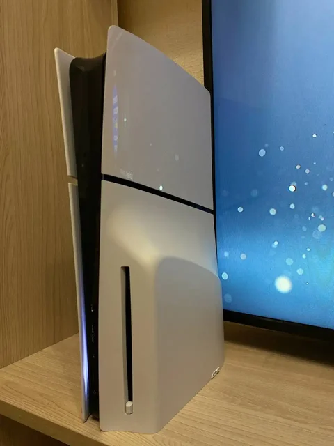 Продаётся PlayStation 5 Slim с играми и аксессуарами - Игровые приставки в Томск