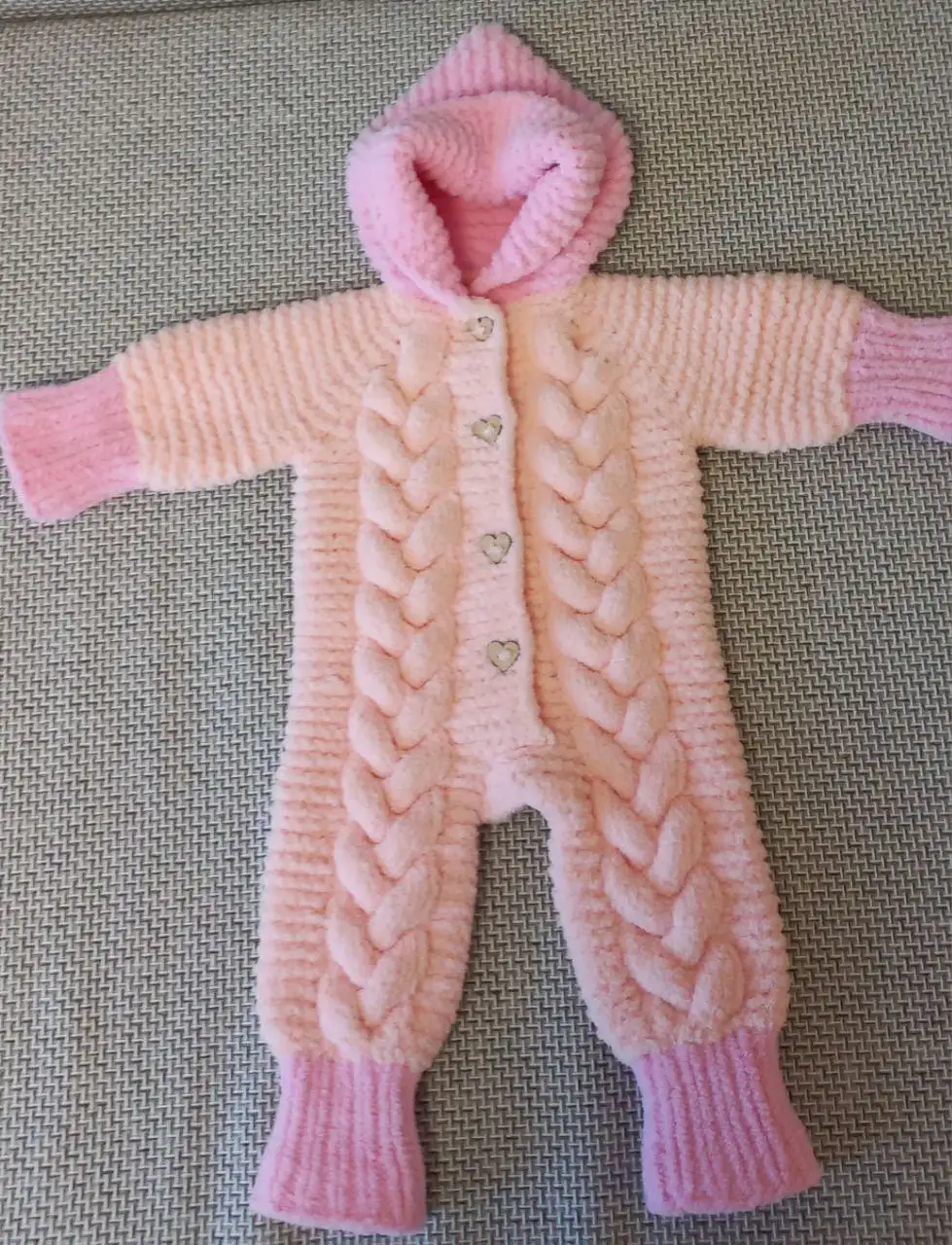 Продажа новых вязаных комбинезонов из плюшевой пряжи - Детская одежда (Товары для детей) в Томск