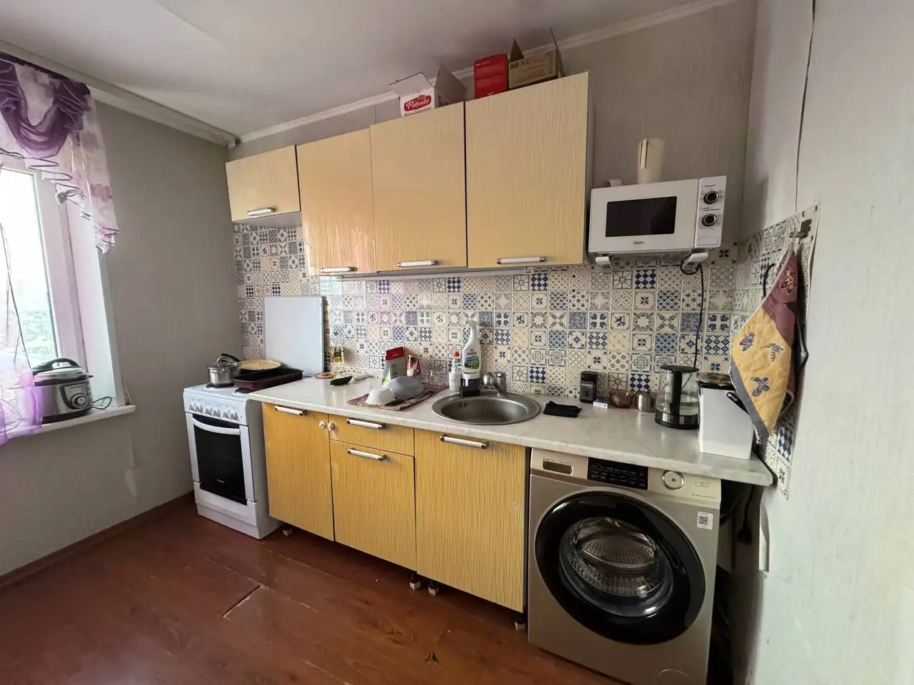 Продам гарнитур и кровать - Мебель (Барахолка) в Томск