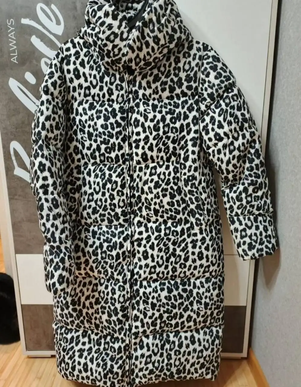 Женский пуховик с отстегивающимся мехом, размер 48 - Верхняя одежда (Одежда) в Томск