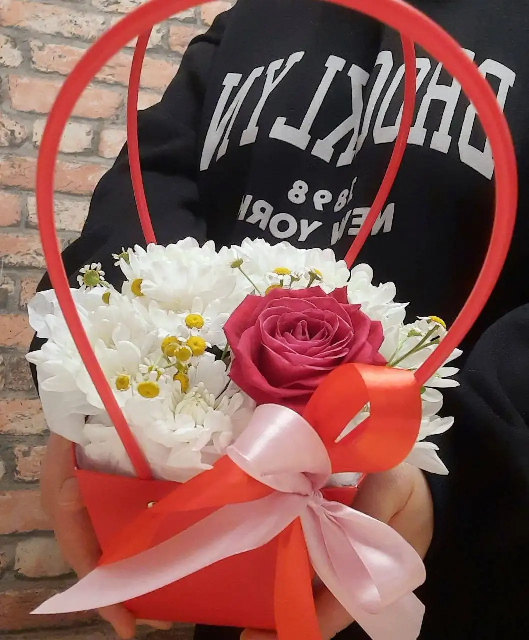 Цветы и композиции на День всех влюбленных - Доставка цветов (Услуги) в Томск