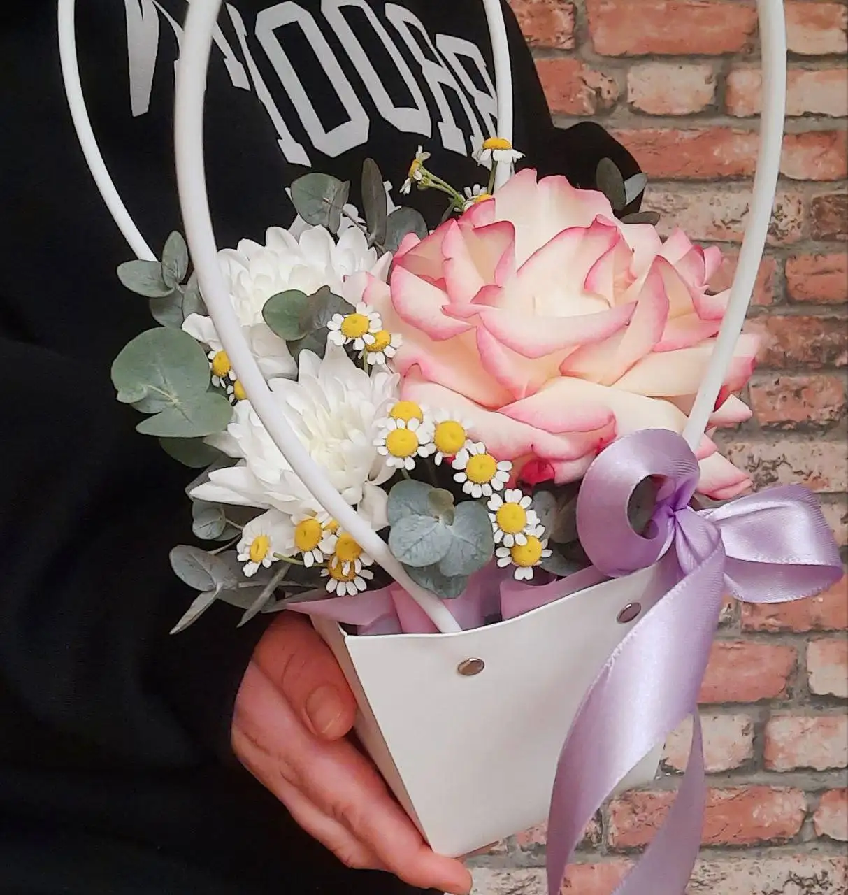 Цветы и композиции на День всех влюбленных - Доставка цветов (Услуги) в Томск