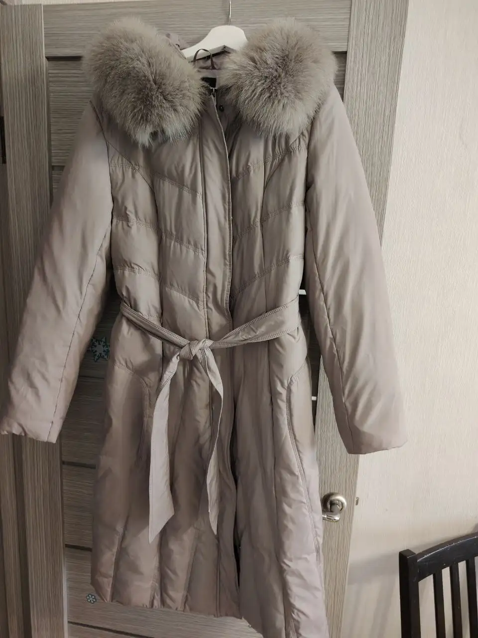 Пуховик размер 48 - Верхняя одежда (Одежда) в Томск