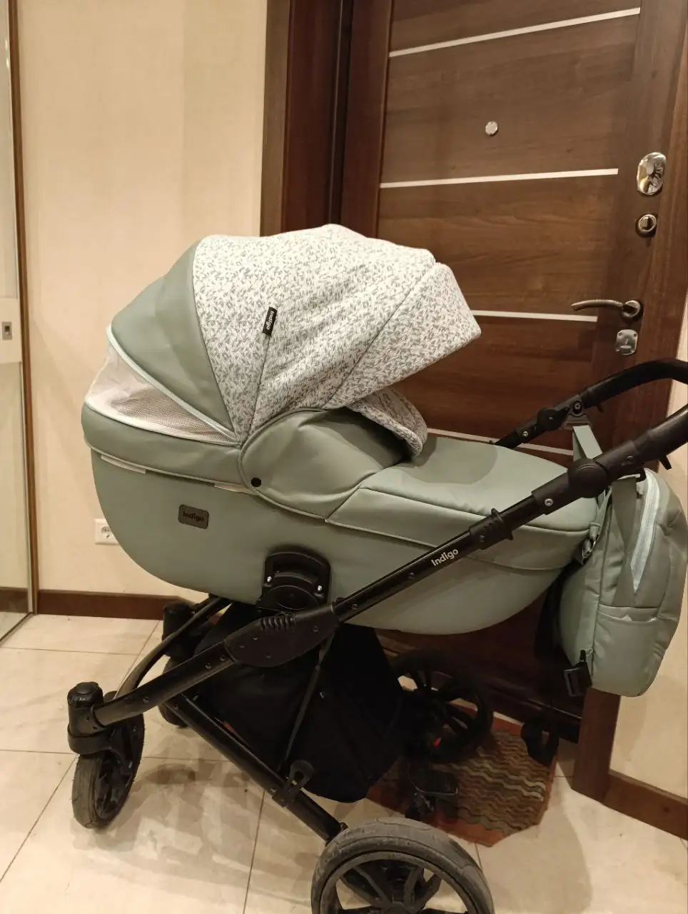 Продам коляску 3 в 1 после одного ребенка - Детские коляски (Товары для детей) в Томск