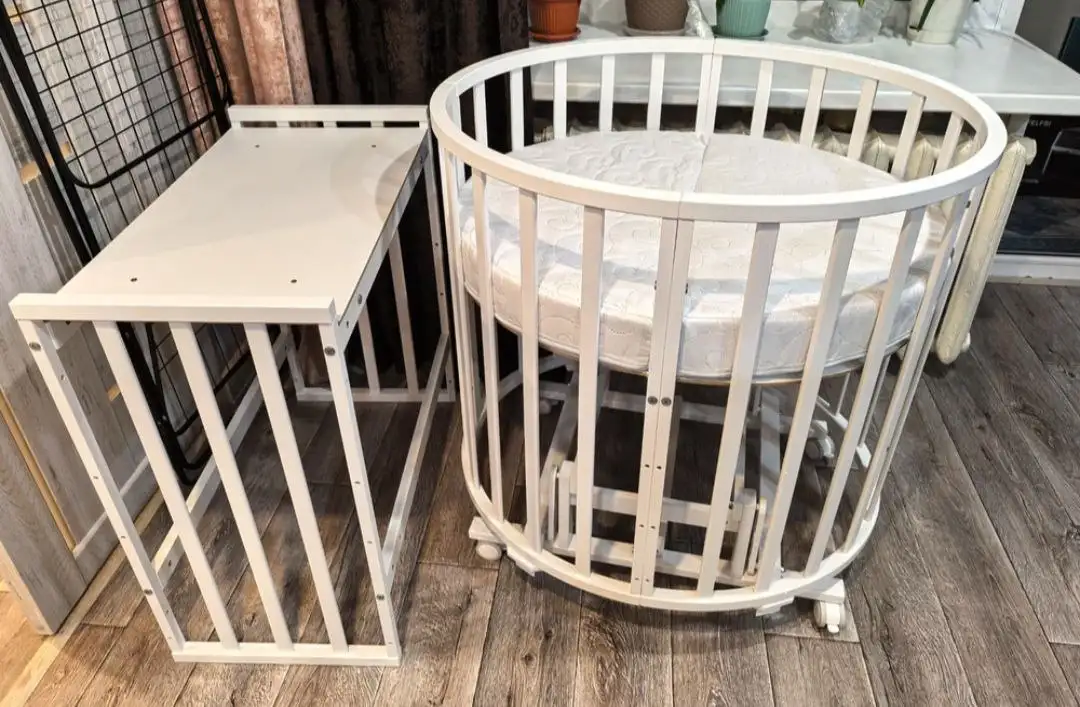 Продажа детской мебели: кроватка-трансформер, шкаф, тумба под ТВ - Барахолка в Томск