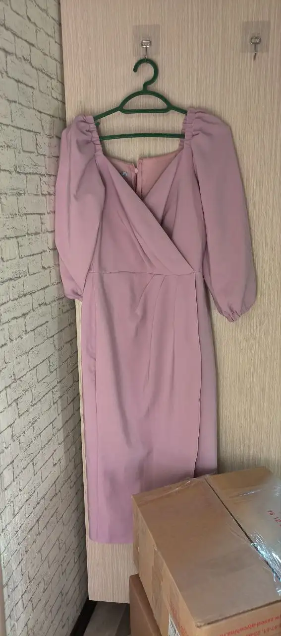 Отдам платья за шоколад - Одежда (Барахолка) в Томск