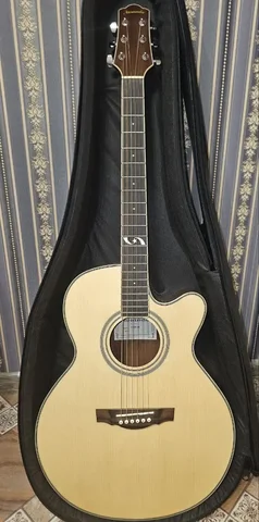 Акустическая гитара Naranda F303CNA - Книги/Комиксы в Томск