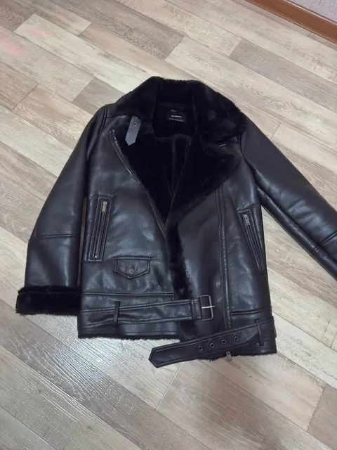 Дубленка женская Stradivarius 40-42 - Блузки в Томск