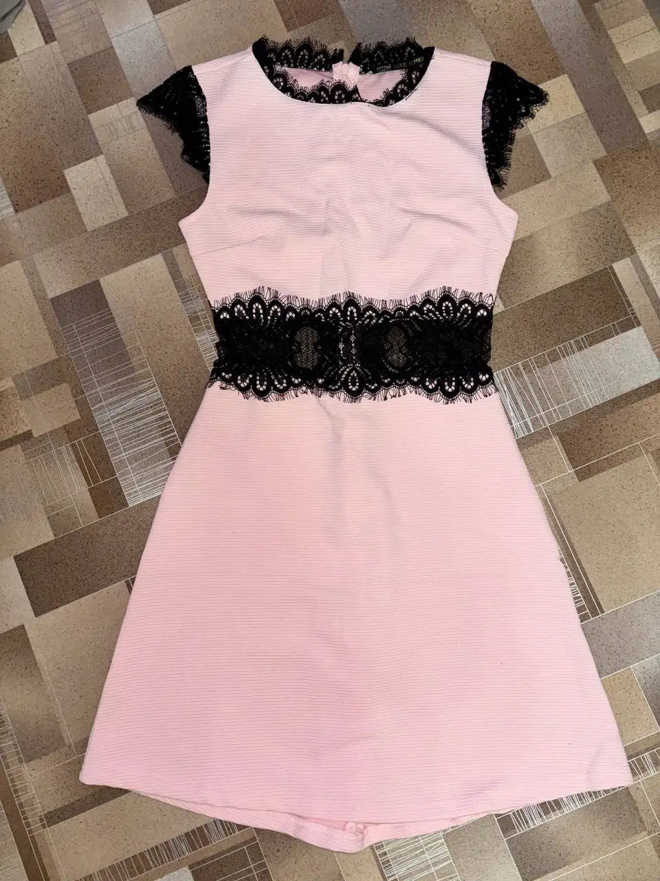 Продам платье Love Republic 40 размер - Платья (Одежда) в Томск