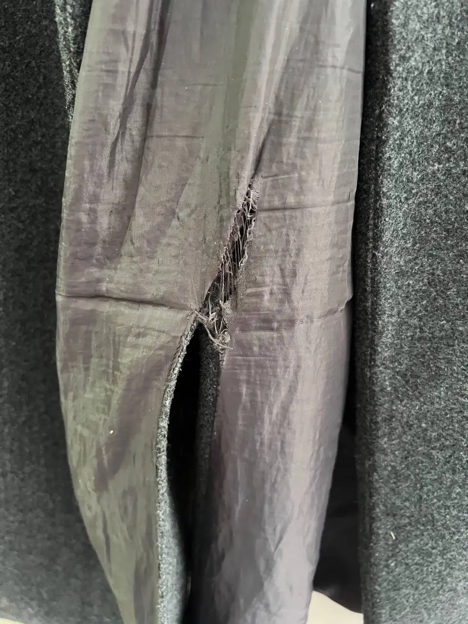 Продам пальто темно-серое - Верхняя одежда (Одежда) в Томск