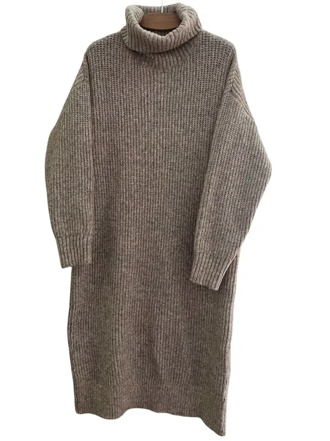 Платье вязанное Zolla размер М (Oversize) - Кроссовки в Томск