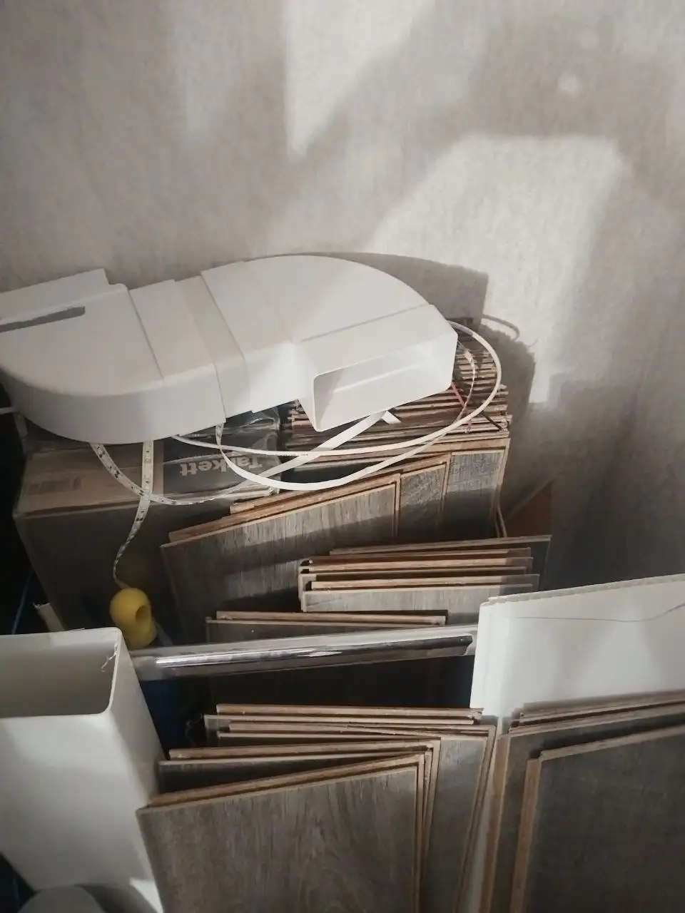 Ламинат за чипсы - Барахолка в Томск