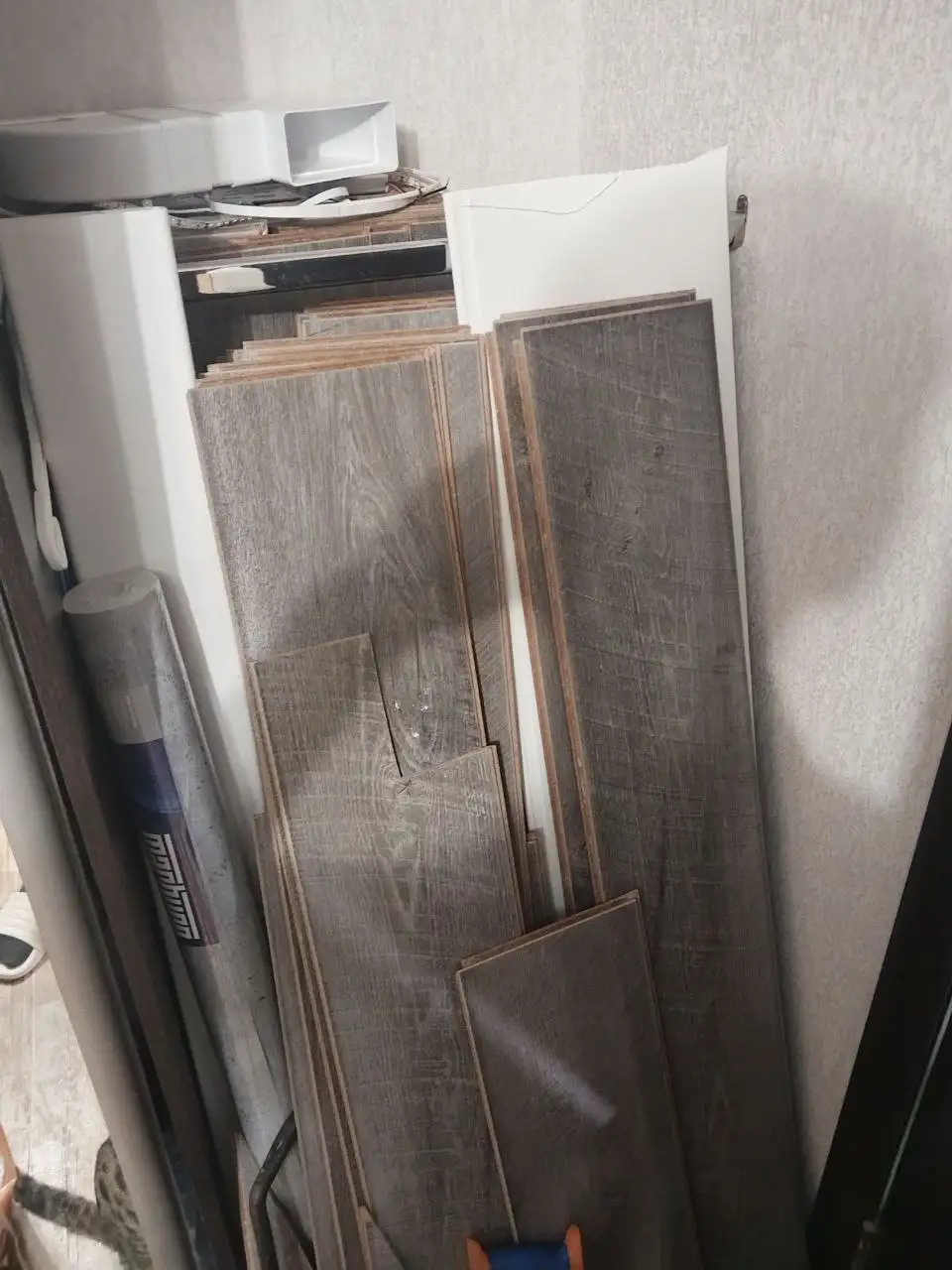 Ламинат за чипсы - Барахолка в Томск