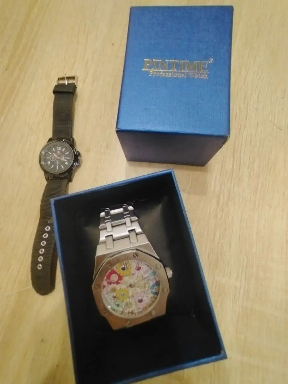 Продажа часов и калькулятора - Барахолка в Томск