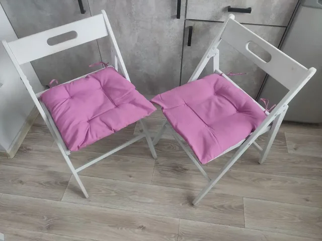 Продажа 2 складных стулов и 2 табуреток - частное объявление в Северск