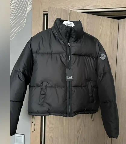 Новый пуховик размер М - частное объявление в Северск