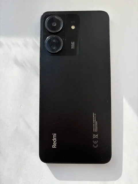Продам Xiaomi Redmi 13C 256ГБ черный - Повербанки в Томск