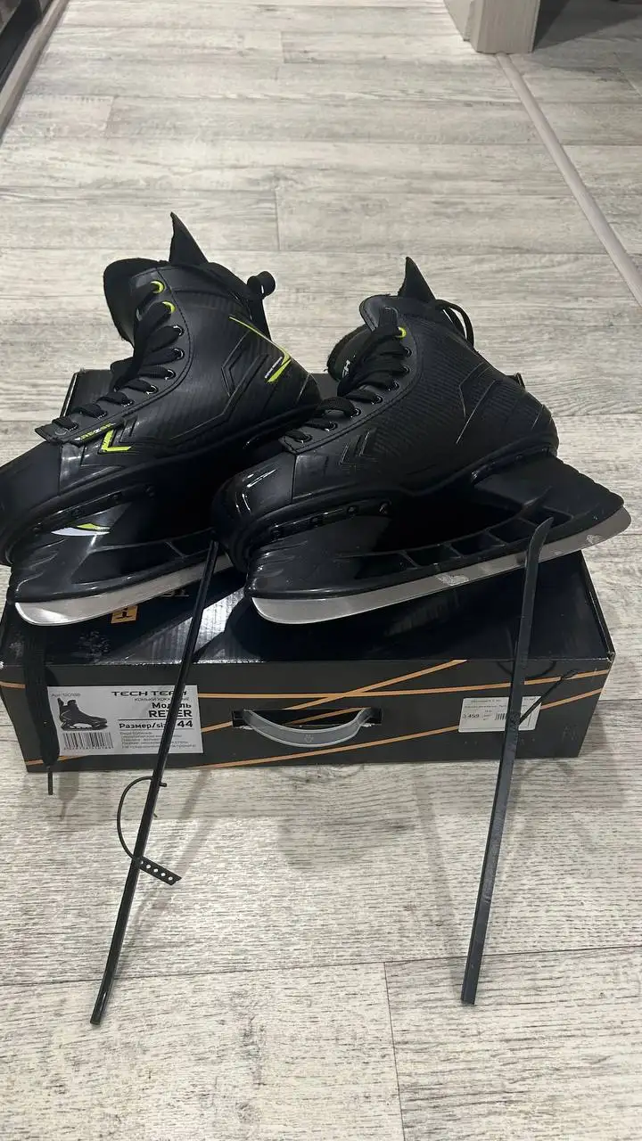 Продам коньки - Барахолка в Томск