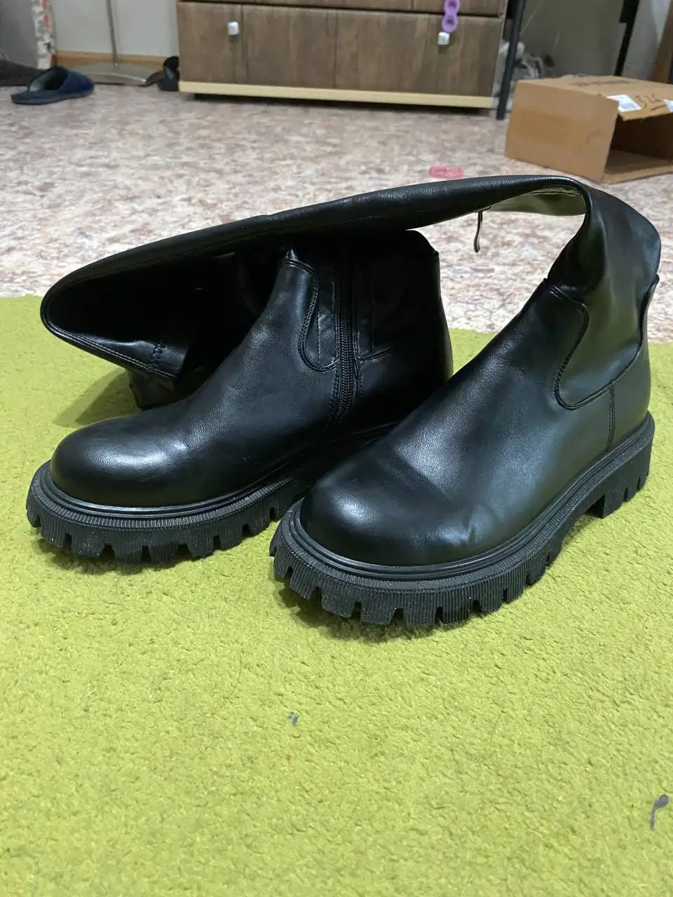 Продажа ботфортов 39 размера - Обувь (Одежда) в Томск